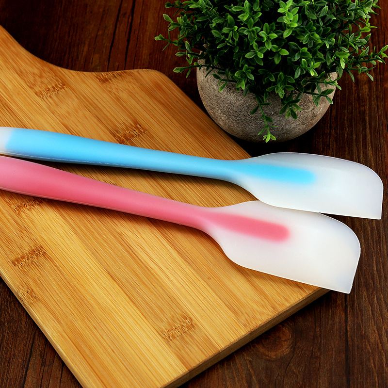 2 Size Silicone Scraper Heat-r - Kitchen Baking Must Haves recension och pris